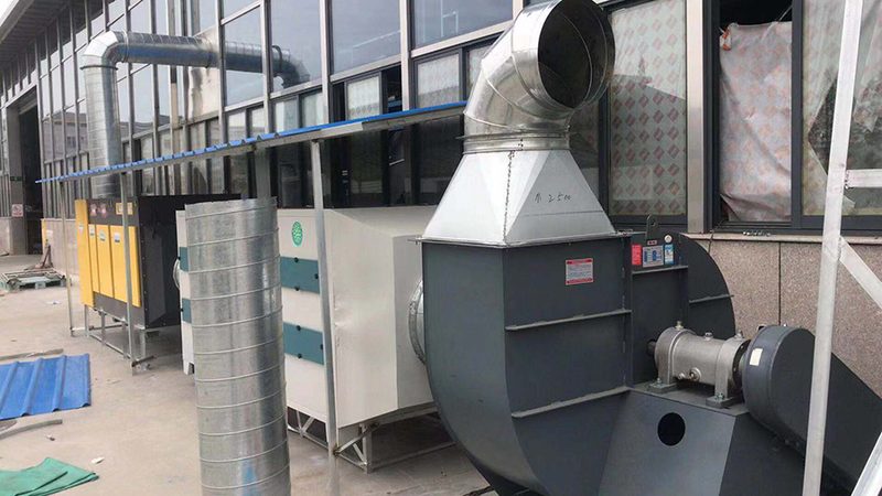 饭店油烟净化器：批发价格背后的技术考量